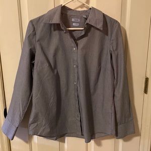 Izod Women’s No Iron Button Up Blouse